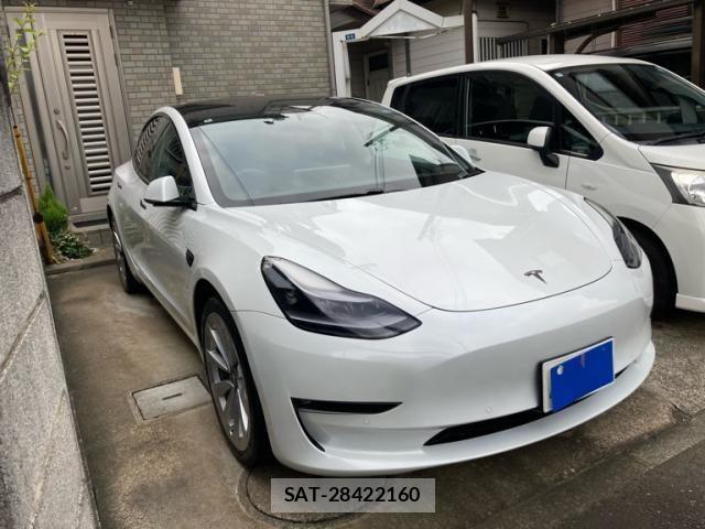 Tesla MODEL 3 2022-03 8782364-2