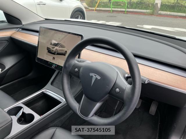 Tesla MODEL 3 2022-08 8782365-20