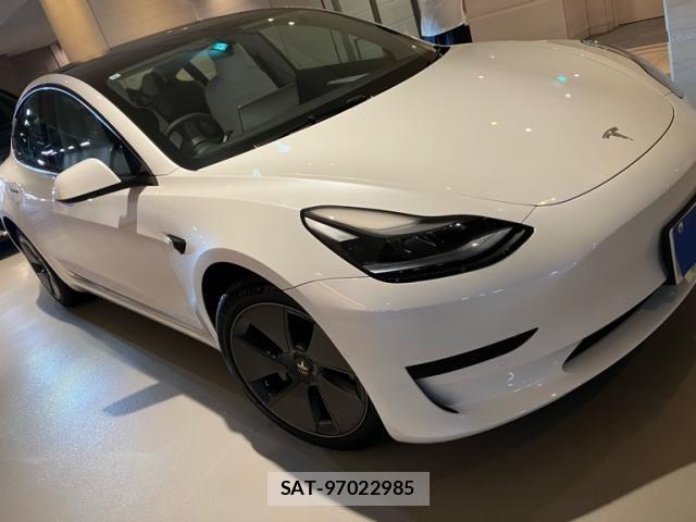 Tesla MODEL 3 2023-09 8832077-0