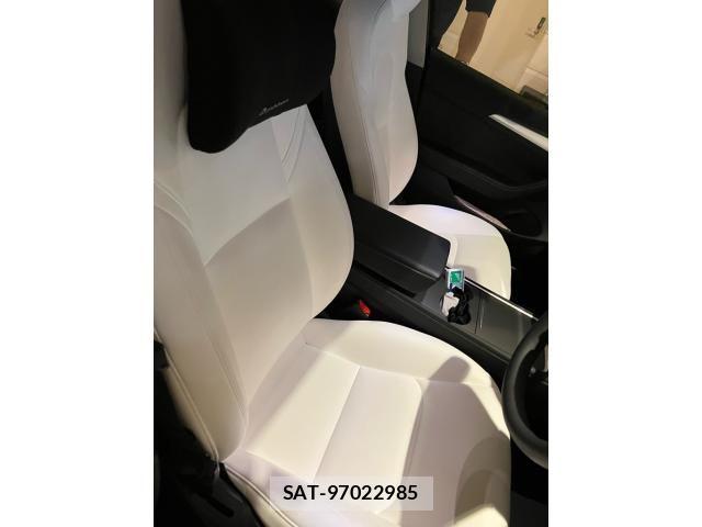 Tesla MODEL 3 2023-09 8832077-12