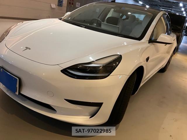 Tesla MODEL 3 2023-09 8832077-2