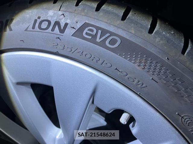 Tesla MODEL 3 2021-08 8832078-10