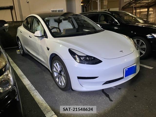 Tesla MODEL 3 2021-08 8832078-2