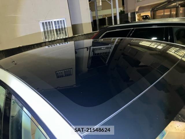 Tesla MODEL 3 2021-08 8832078-5