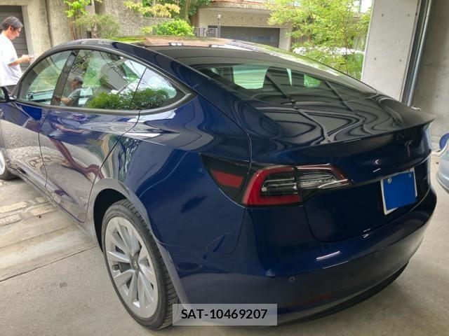 Tesla MODEL 3 2021-06 8850878-1