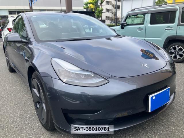 Tesla MODEL 3 2023-08 8850875-1