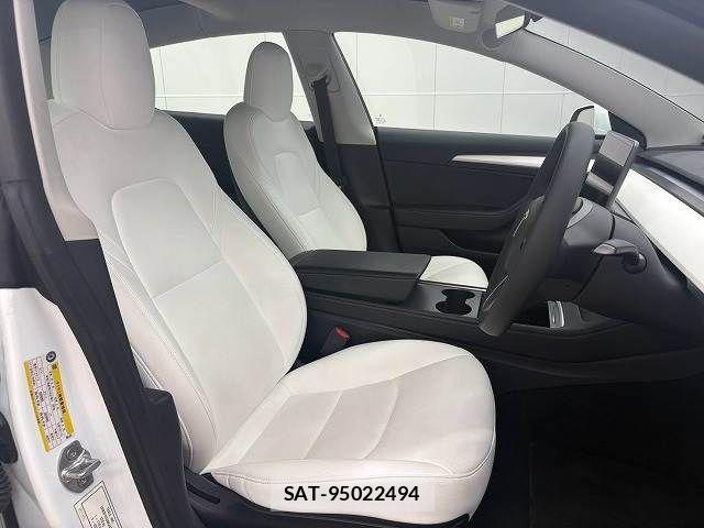 Tesla MODEL 3 2021-06 8872266-10