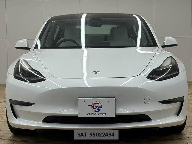 Tesla MODEL 3 2021-06 8872266-14