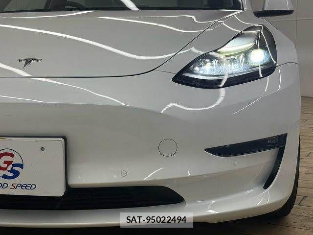 Tesla MODEL 3 2021-06 8872266-19