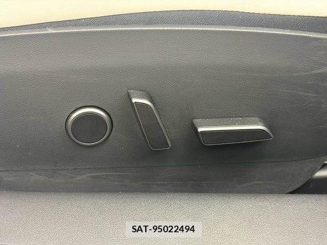 Tesla MODEL 3 2021-06 8872266-5
