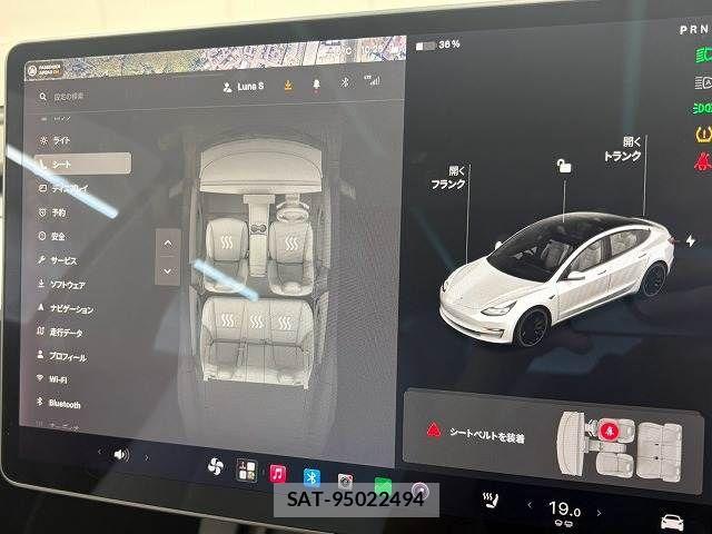 Tesla MODEL 3 2021-06 8872266-8