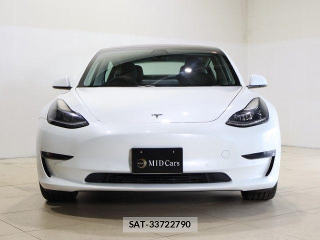 Tesla MODEL 3 2021-08 8882618-1