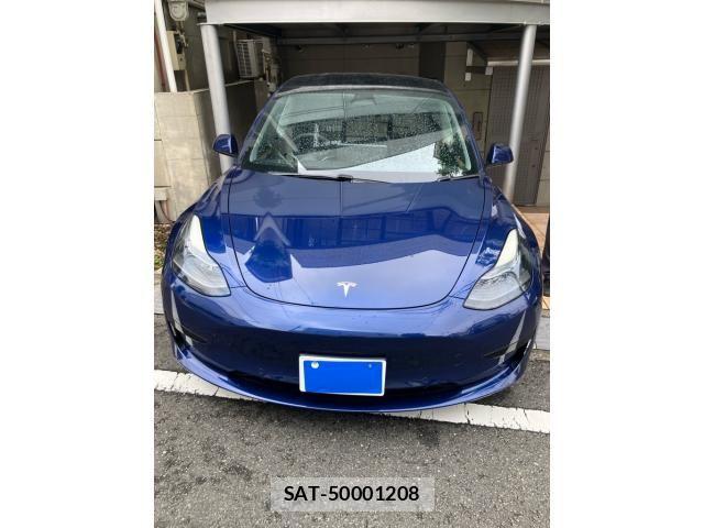Tesla MODEL 3 2022-03 8882617-0
