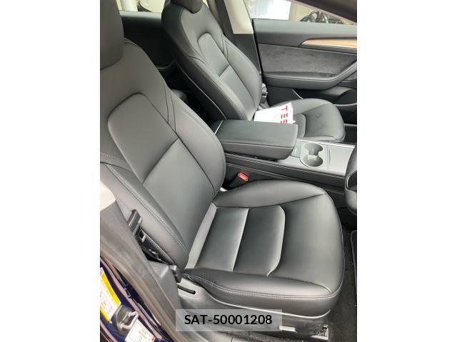 Tesla MODEL 3 2022-03 8882617-9