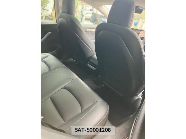 Tesla MODEL 3 2022-03 8882617-10