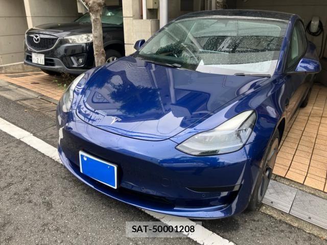 Tesla MODEL 3 2022-03 8882617-1
