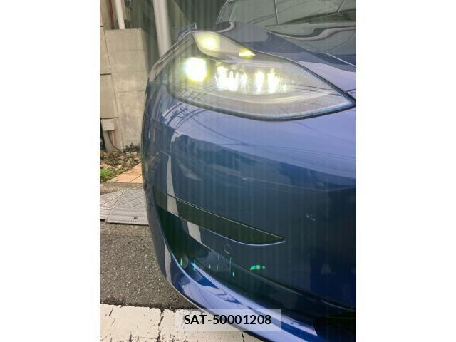 Tesla MODEL 3 2022-03 8882617-20