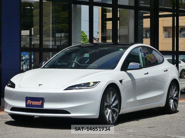 Tesla MODEL 3 2023-12 8884487-0