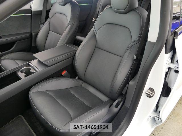 Tesla MODEL 3 2023-12 8884487-16