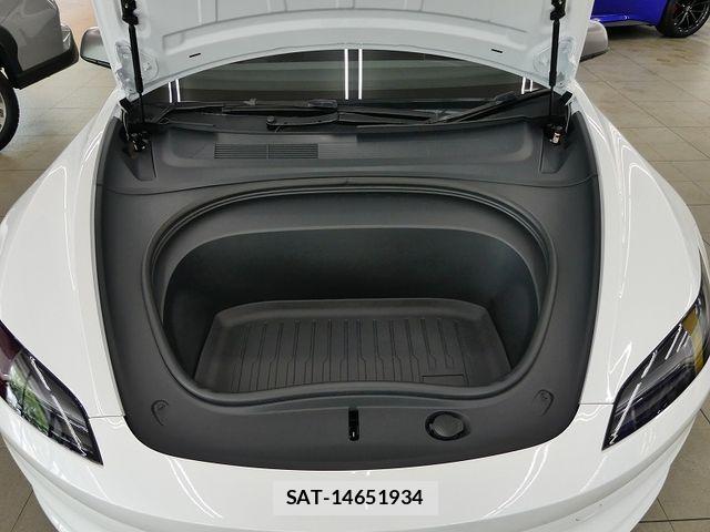 Tesla MODEL 3 2023-12 8884487-19