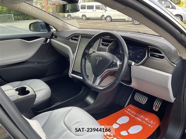 Tesla MODEL S 2014-12 1103510-13