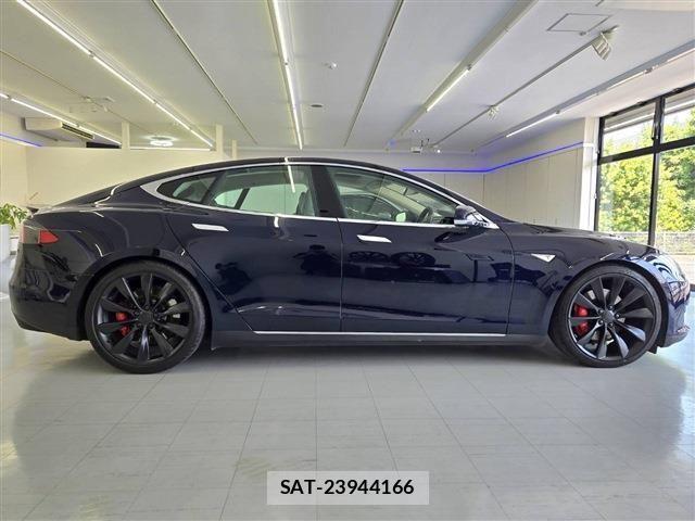 Tesla MODEL S 2014-12 1103510-3