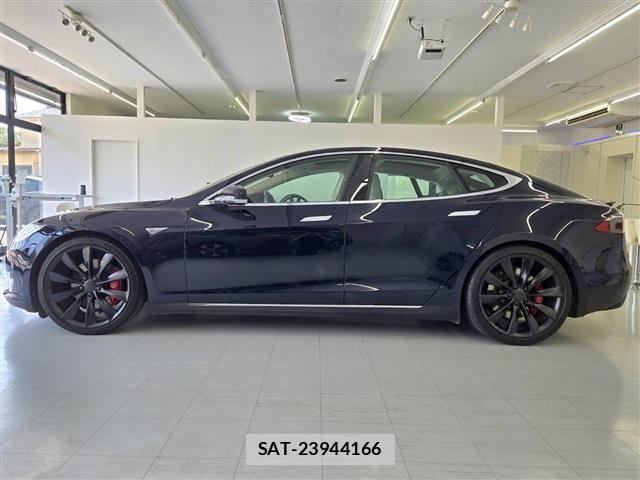 Tesla MODEL S 2014-12 1103510-4