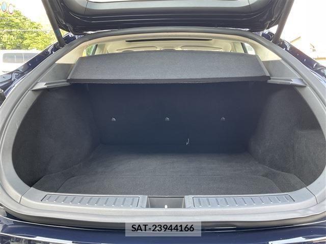 Tesla MODEL S 2014-12 1103510-6