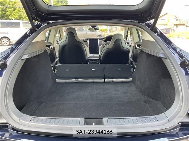 Tesla MODEL S 2014-12 1103510-7
