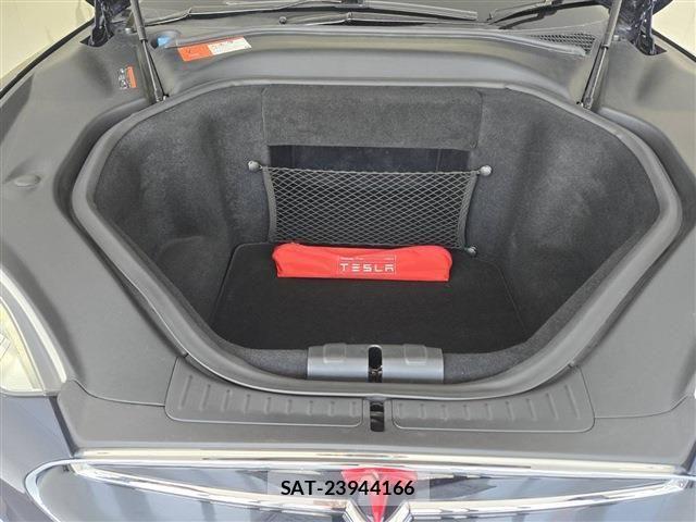 Tesla MODEL S 2014-12 1103510-8
