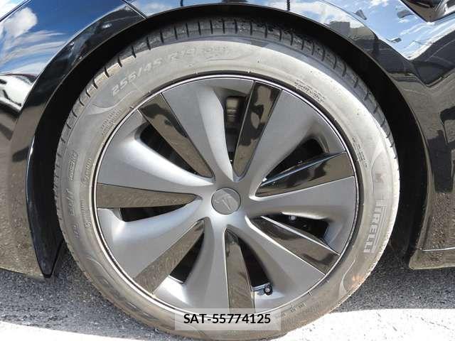 Tesla MODEL S 2023-10 8038759-19