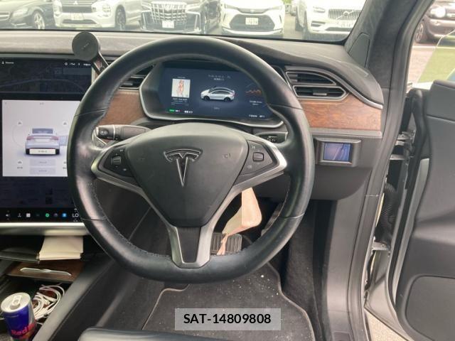Tesla MODEL X 2017-12 6504177-8