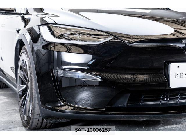 Tesla MODEL X 2023-11 7226130-12