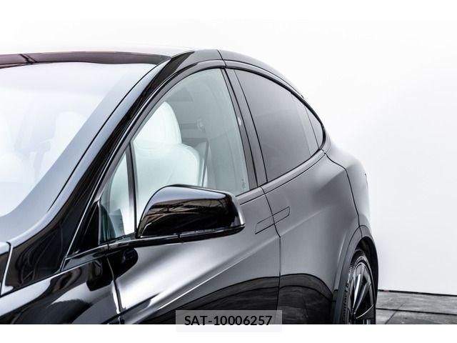 Tesla MODEL X 2023-11 7226130-14