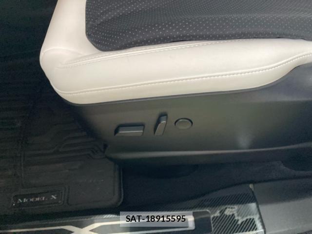 Tesla MODEL X 2020-12 8317648-13
