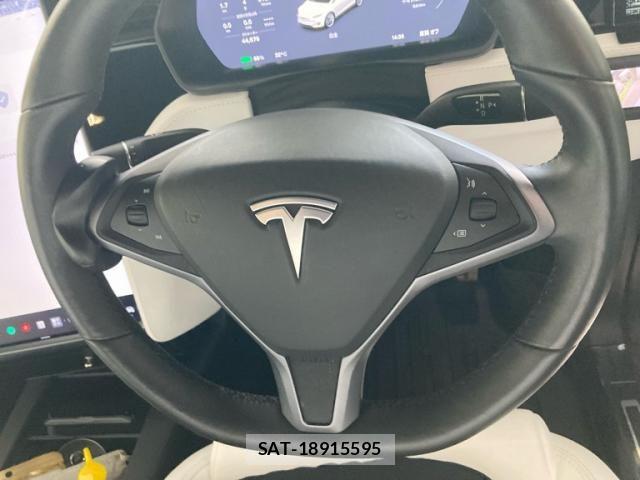Tesla MODEL X 2020-12 8317648-17
