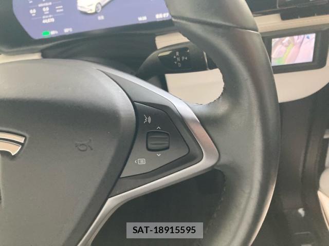 Tesla MODEL X 2020-12 8317648-19