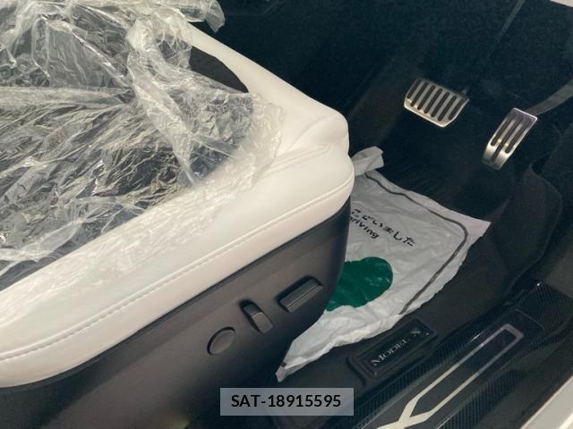 Tesla MODEL X 2020-12 8317648-22