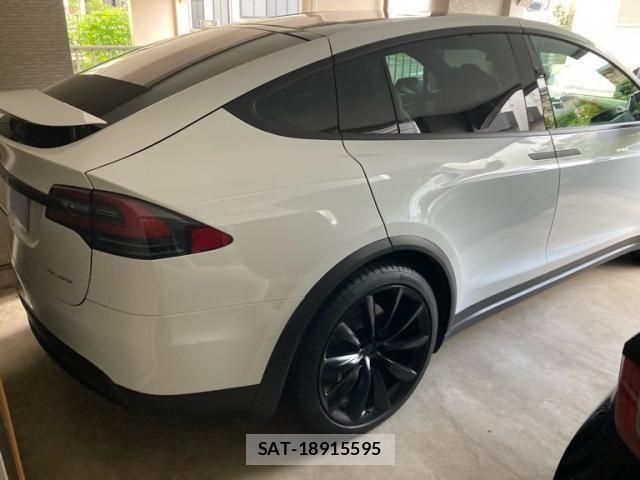 Tesla MODEL X 2020-12 8317648-4