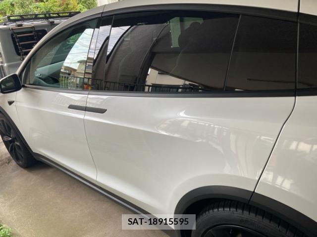 Tesla MODEL X 2020-12 8317648-5