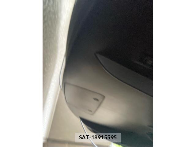 Tesla MODEL X 2020-12 8317648-7