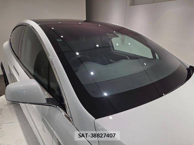 Tesla MODEL X 2018-11 8527788-20