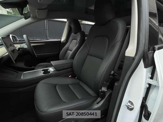 Tesla MODEL Y 2022-11 616107-12