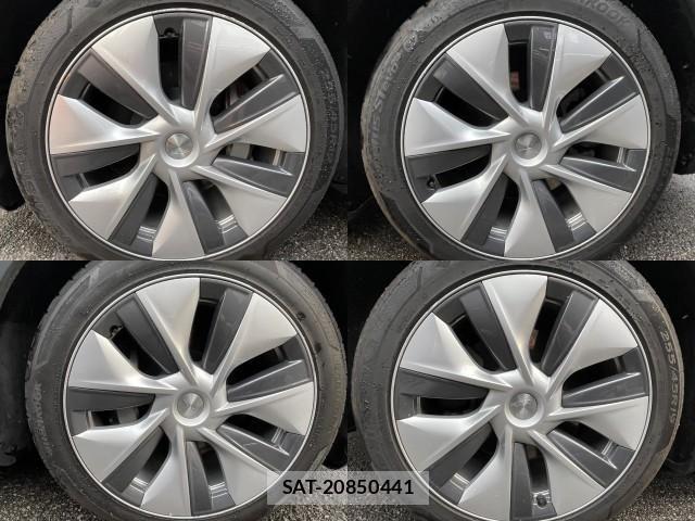 Tesla MODEL Y 2022-11 616107-19