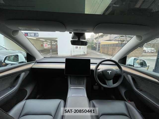 Tesla MODEL Y 2022-11 616107-2
