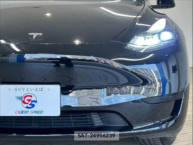 Tesla MODEL Y 2022-09 1293894-18