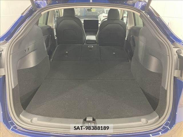 Tesla MODEL Y 2022-11 1422629-12