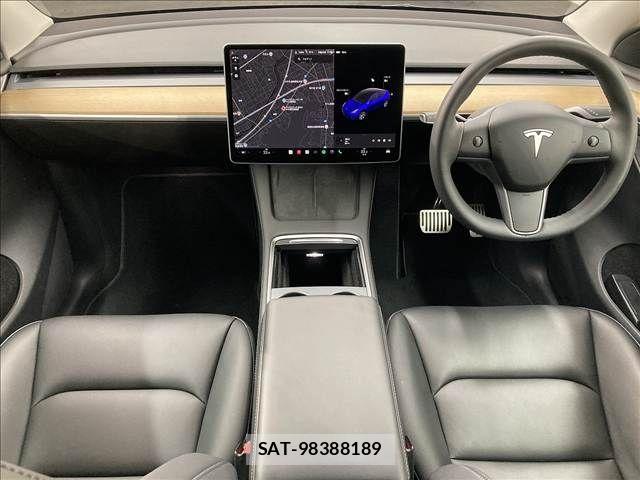 Tesla MODEL Y 2022-11 1422629-1