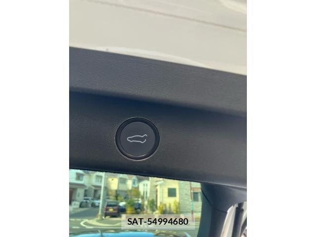 Tesla MODEL Y 2023-02 2101270-13