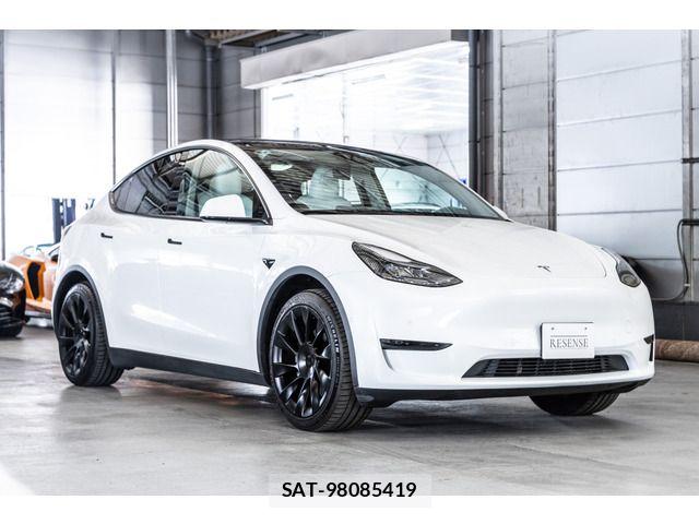Tesla MODEL Y 2023-03 4990906-4